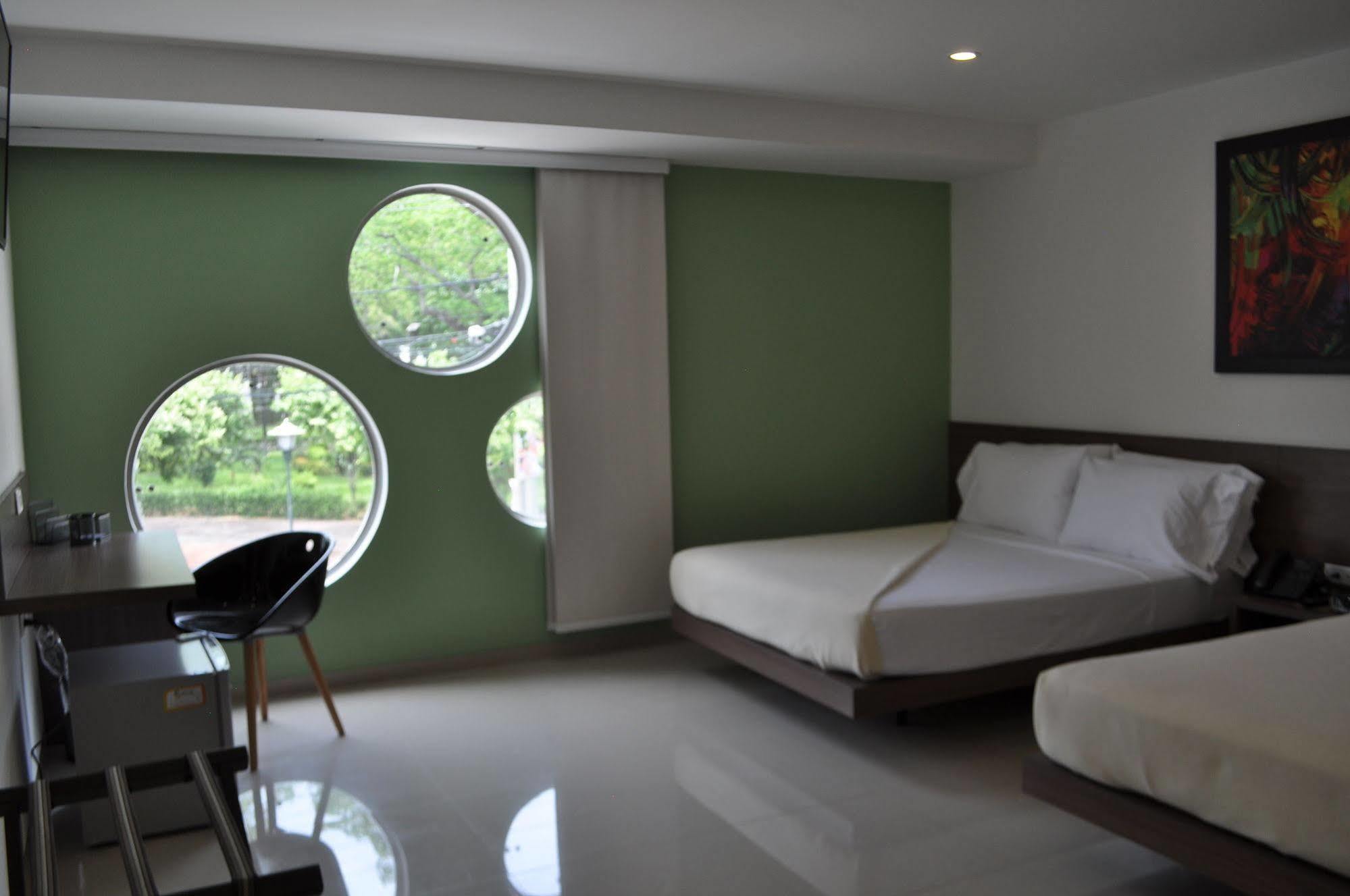 Hotel Mio Boutique Кукута Экстерьер фото